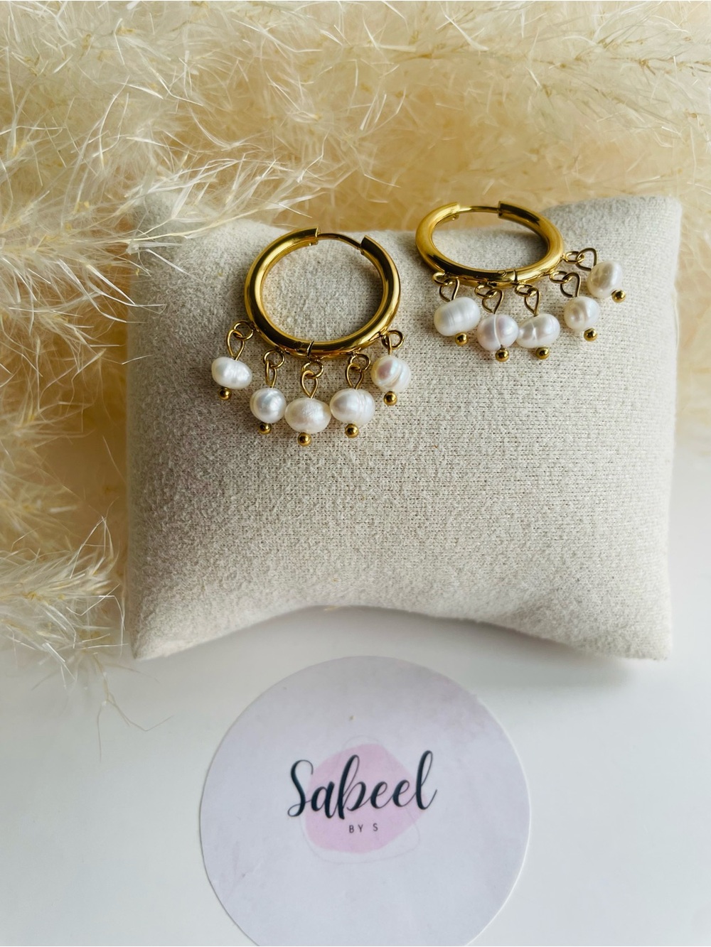 Pearl Drop Hoop Earrings | Boucles d’Oreilles Anneaux Perles
